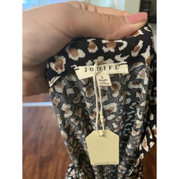 Jodifl NWT Leopard Safari Party Oversized Overalls, size L - Picture 5 of 5